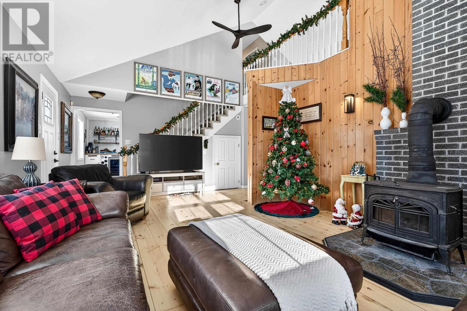 Property 32 of 50 of 168 Highway 307