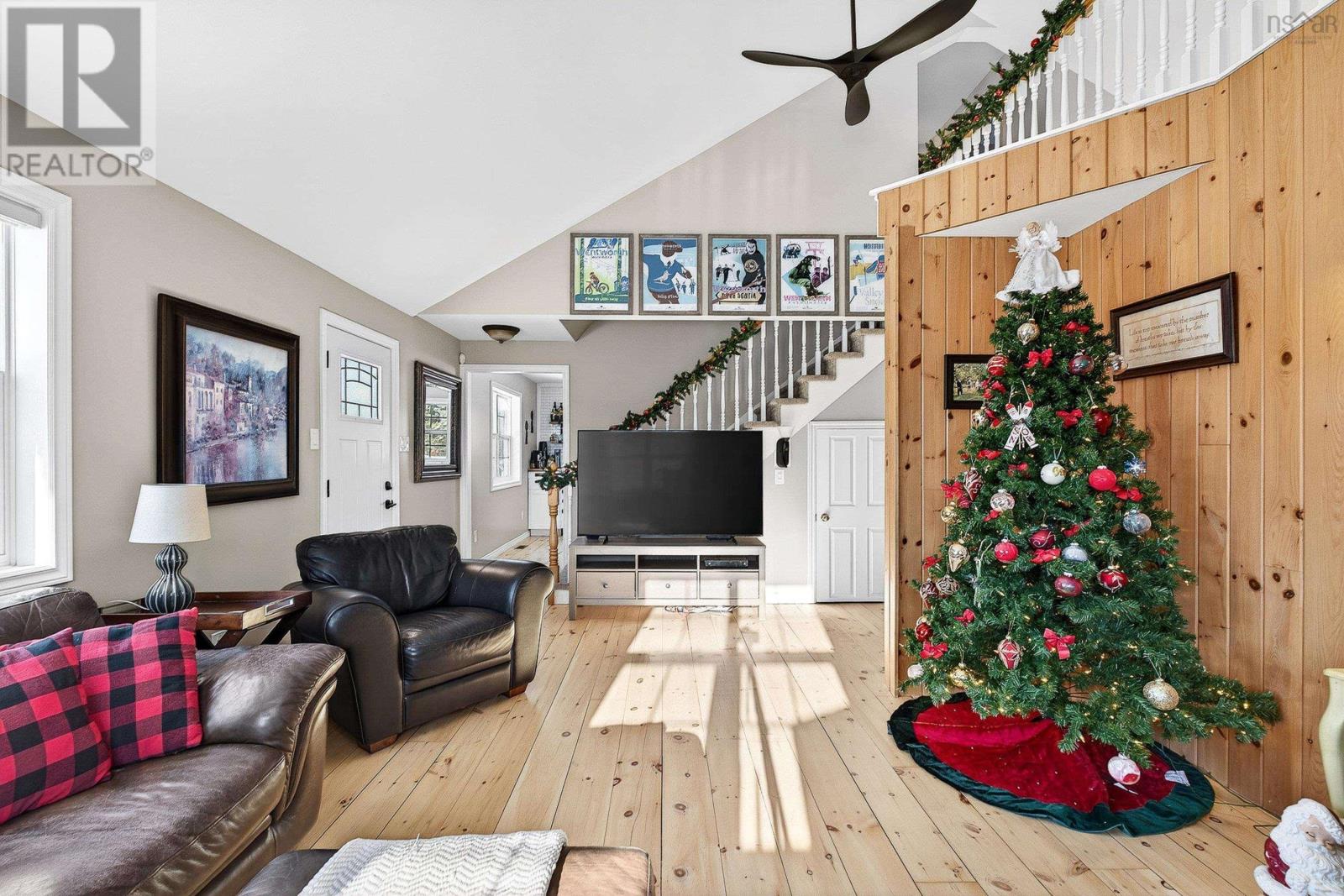 Property 28 of 50 of 168 Highway 307