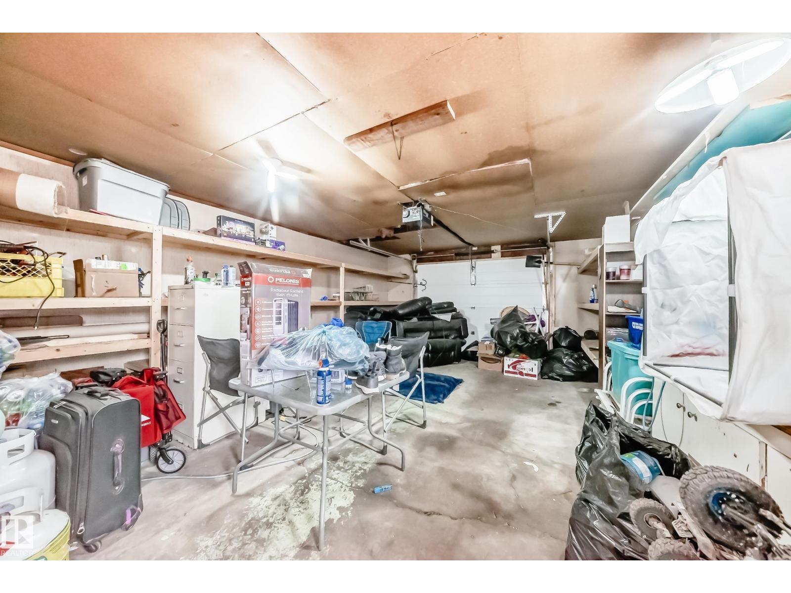 9126 152 St NW, Edmonton