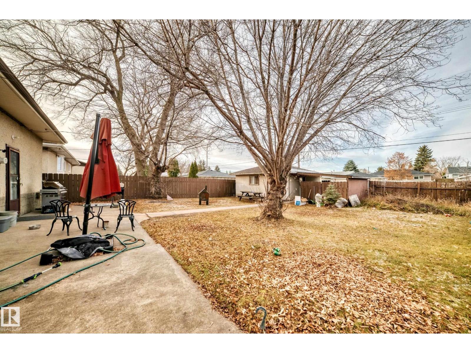 9126 152 St NW, Edmonton