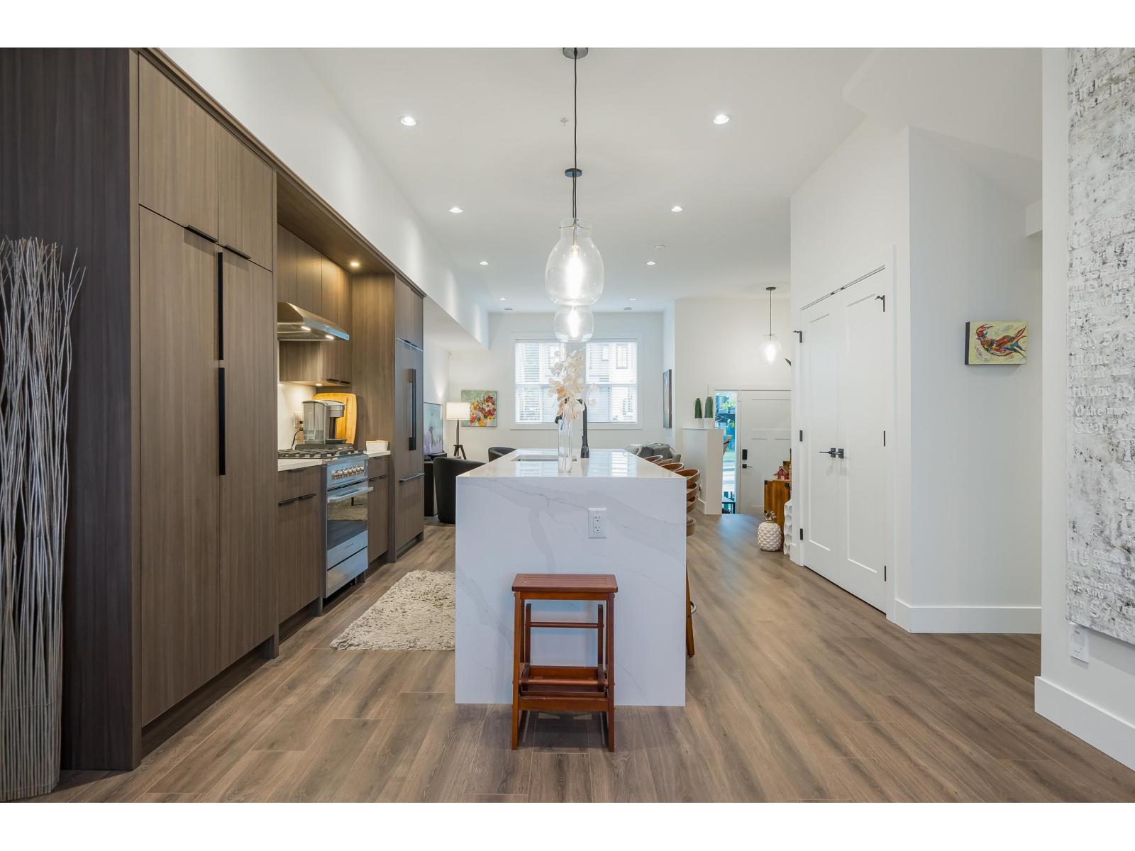 8141 202 STREET, Langley