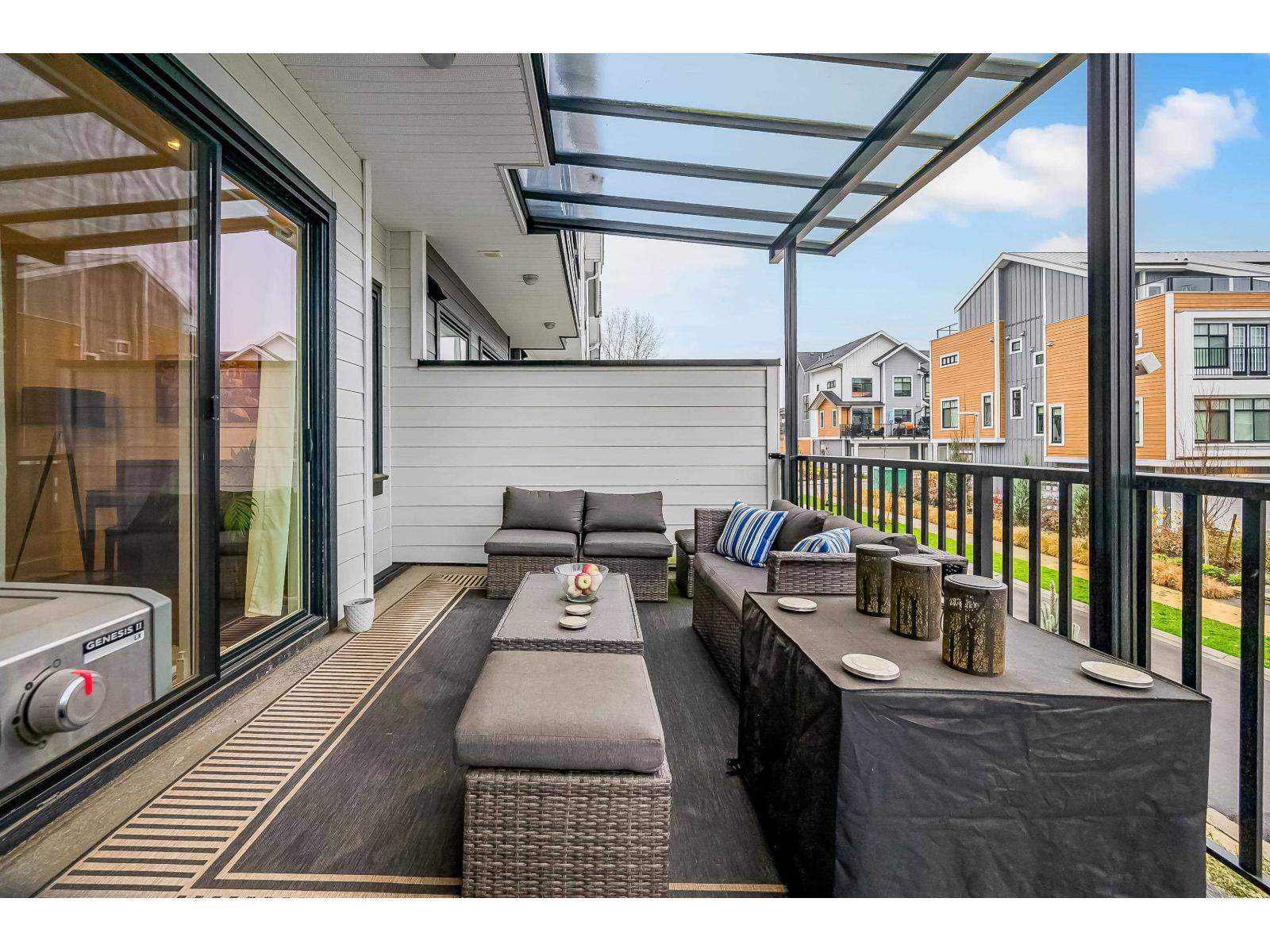 8141 202 STREET, Langley