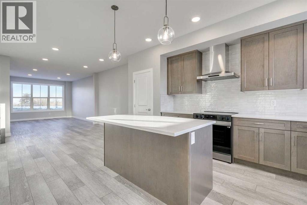 Single Family House for Sale in  Silverton Glen Way SW Silverado Calgary 