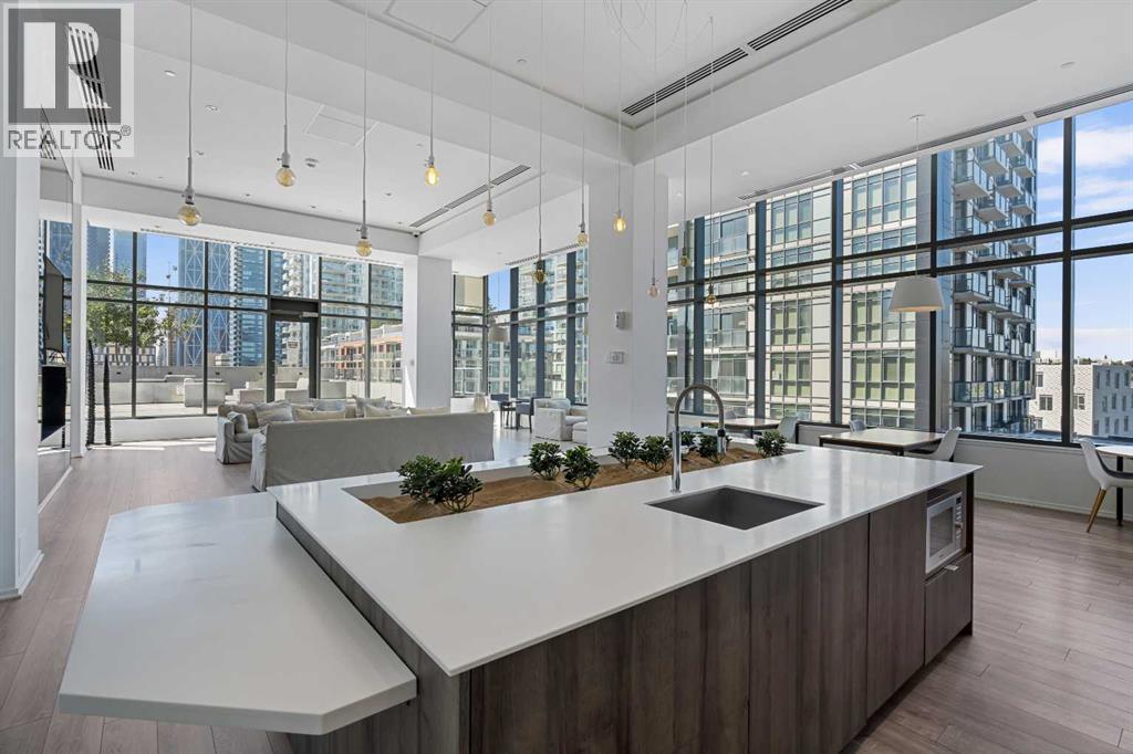 Single Family House for Sale in    Avenue SE Downtown East Village Calgary 