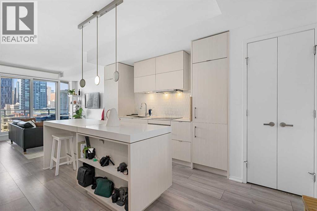 Single Family House for Sale in    Avenue SE Downtown East Village Calgary 