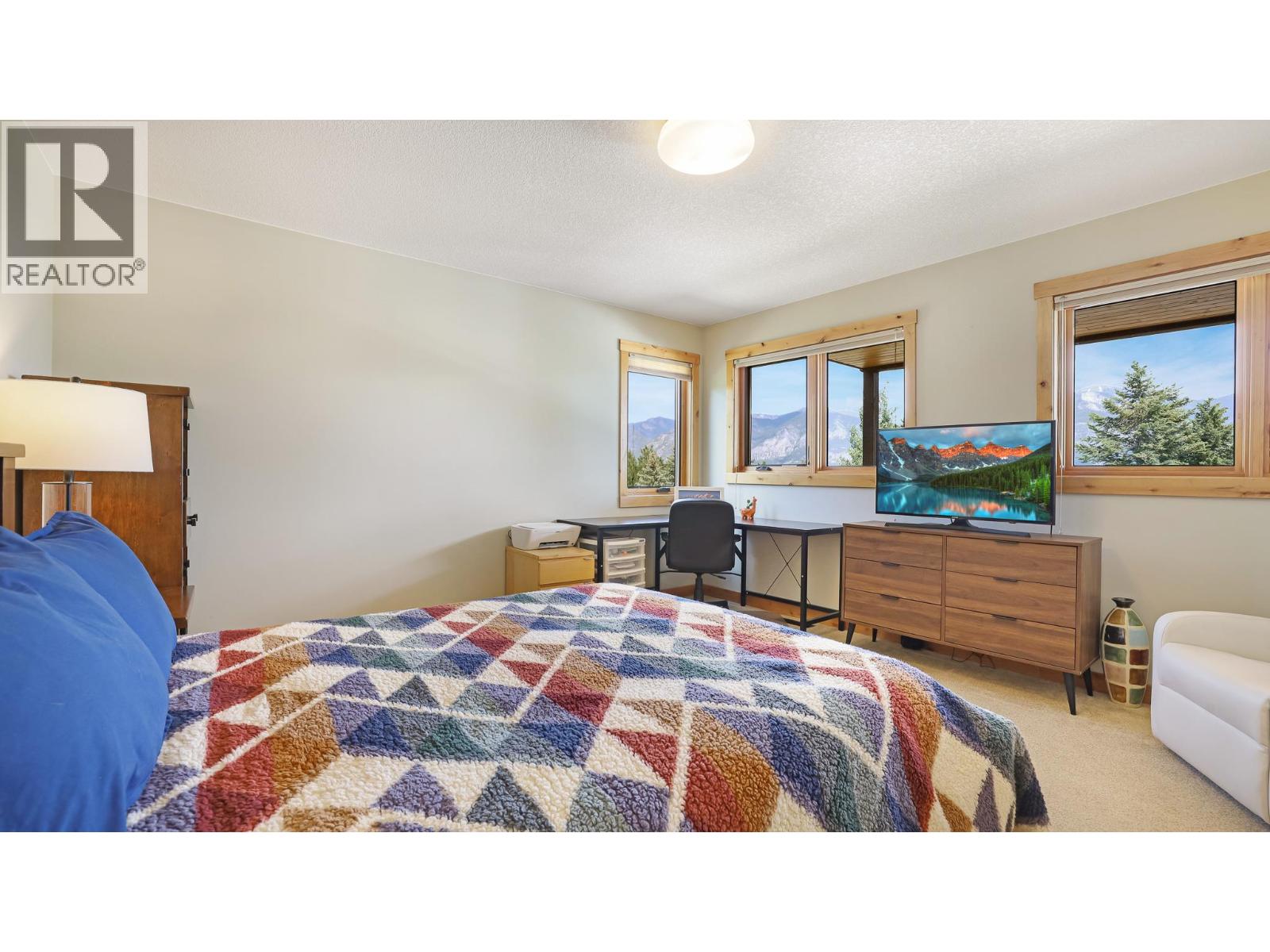 1910 PINERIDGE DRIVE - 28