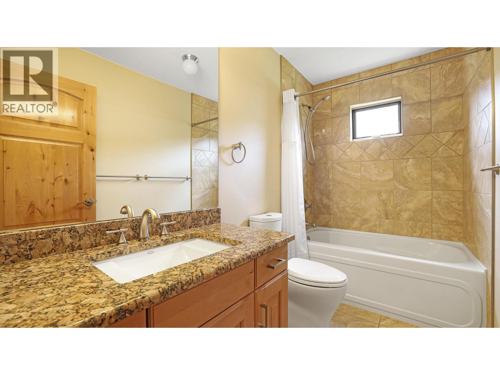 1910 PINERIDGE DRIVE - 39