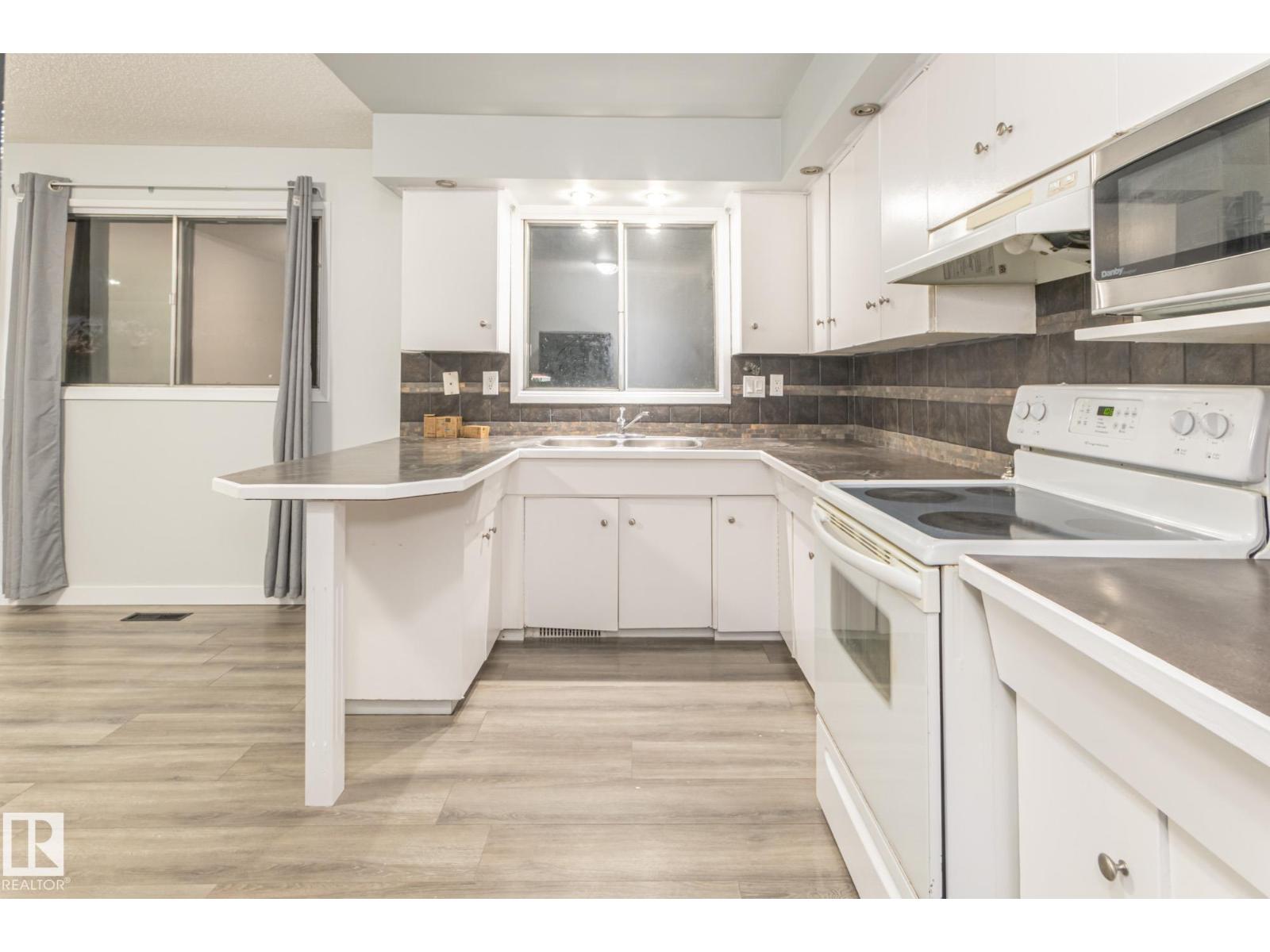 13524 66 ST NW, Edmonton