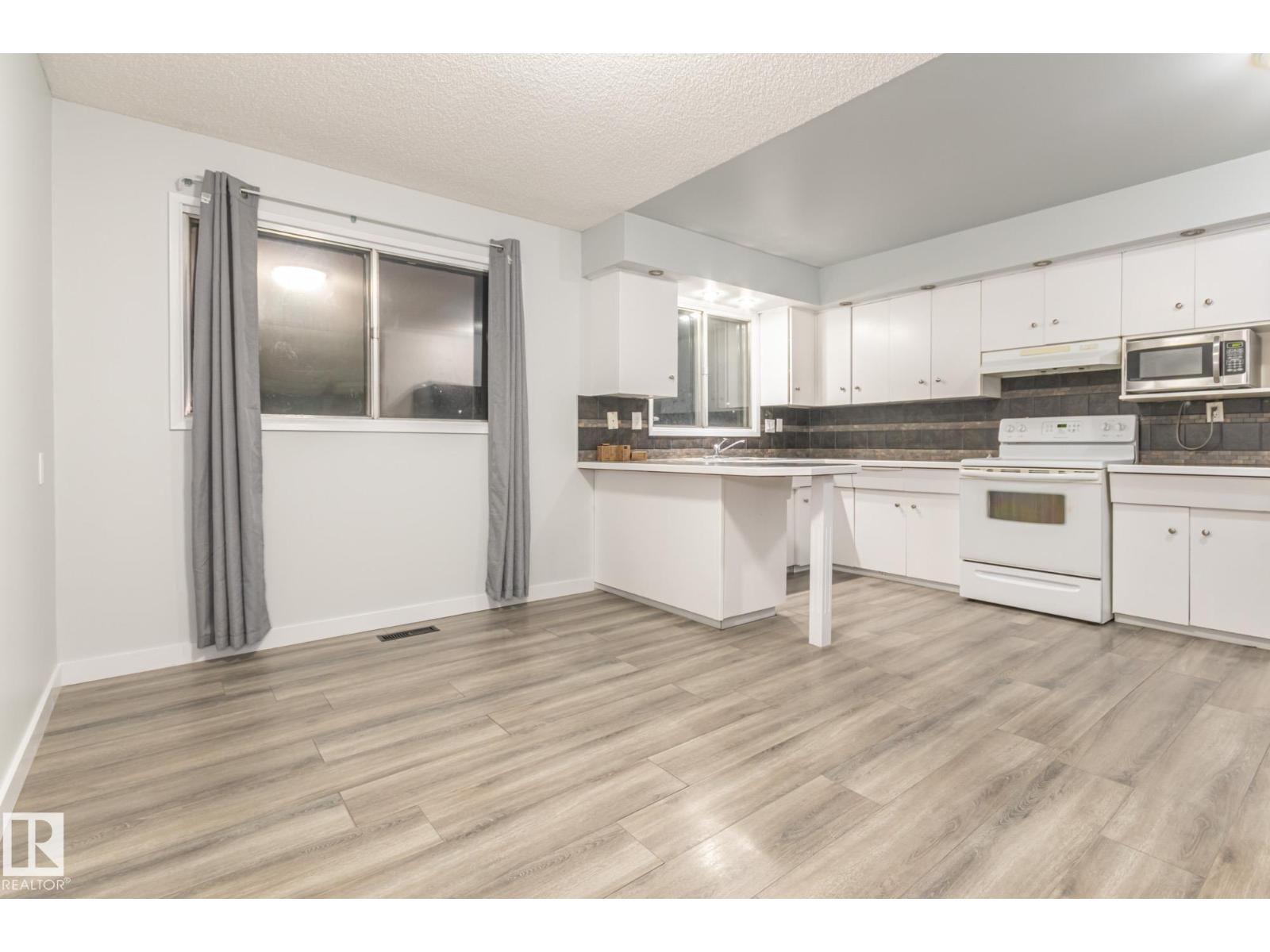 13524 66 ST NW, Edmonton