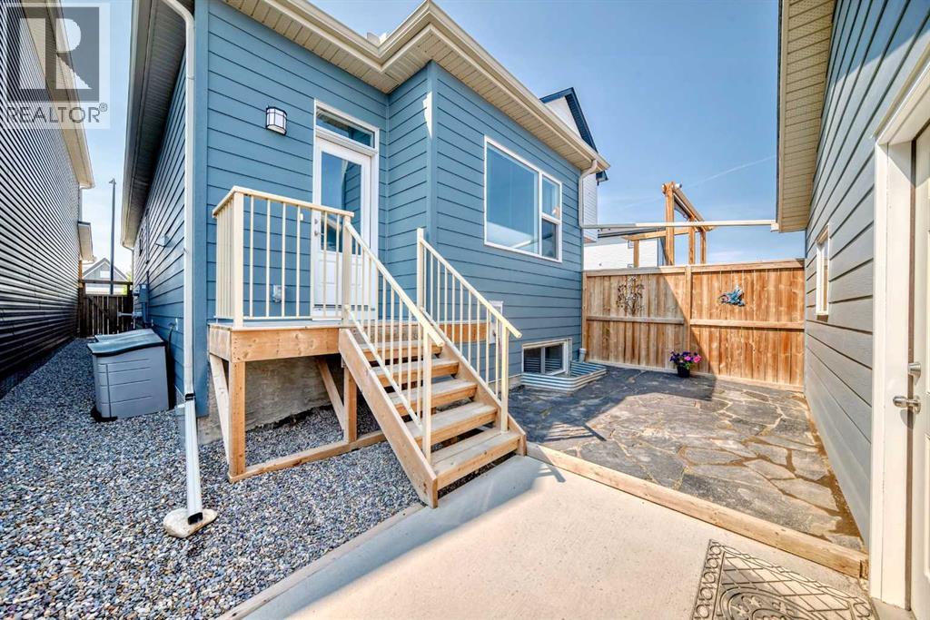 Single Family House Bungalow for Sale in  Lucas Avenue NW Livingston Calgary 