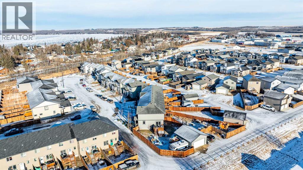 25 Hawthorn Place, Sylvan Lake