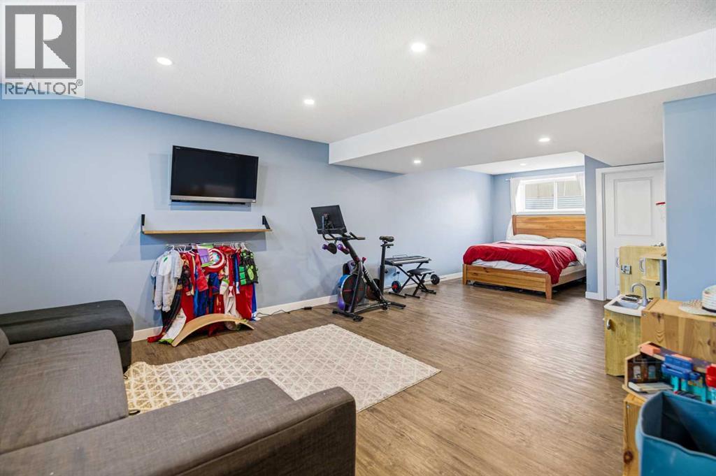 25 Hawthorn Place, Sylvan Lake