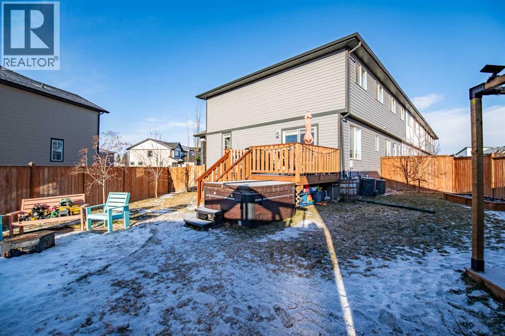 25 Hawthorn Place, Sylvan Lake