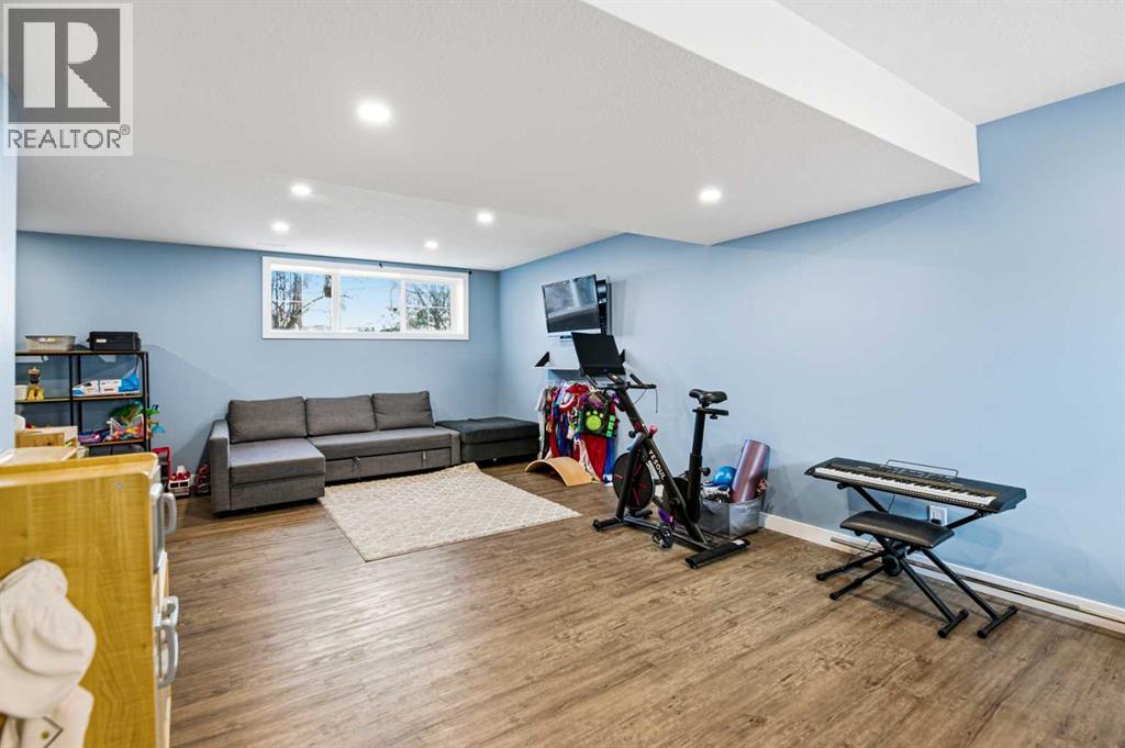 25 Hawthorn Place, Sylvan Lake