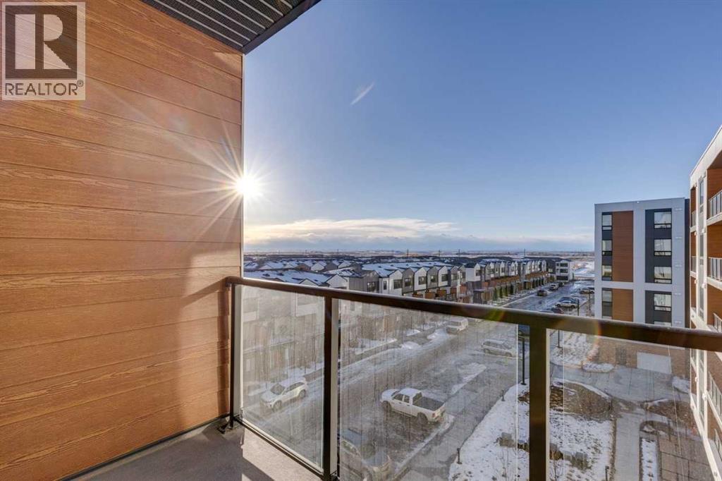 Single Family House for Sale in    Avenue Belvedere Calgary 