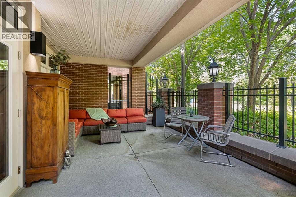 Single Family House for Sale in   PRINCETON Way SW Eau Claire Calgary 