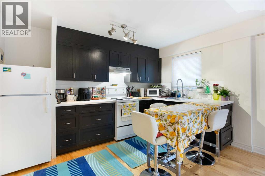 Single Family House for Sale in    Avenue SW Beltline Calgary 