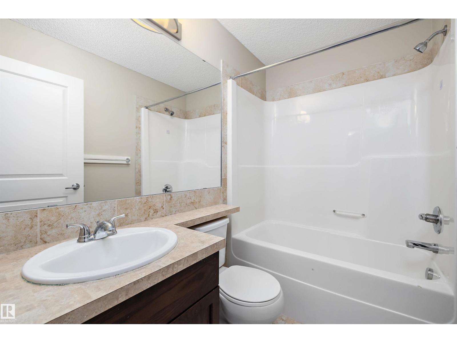 5247 20 AV SW SW, Edmonton