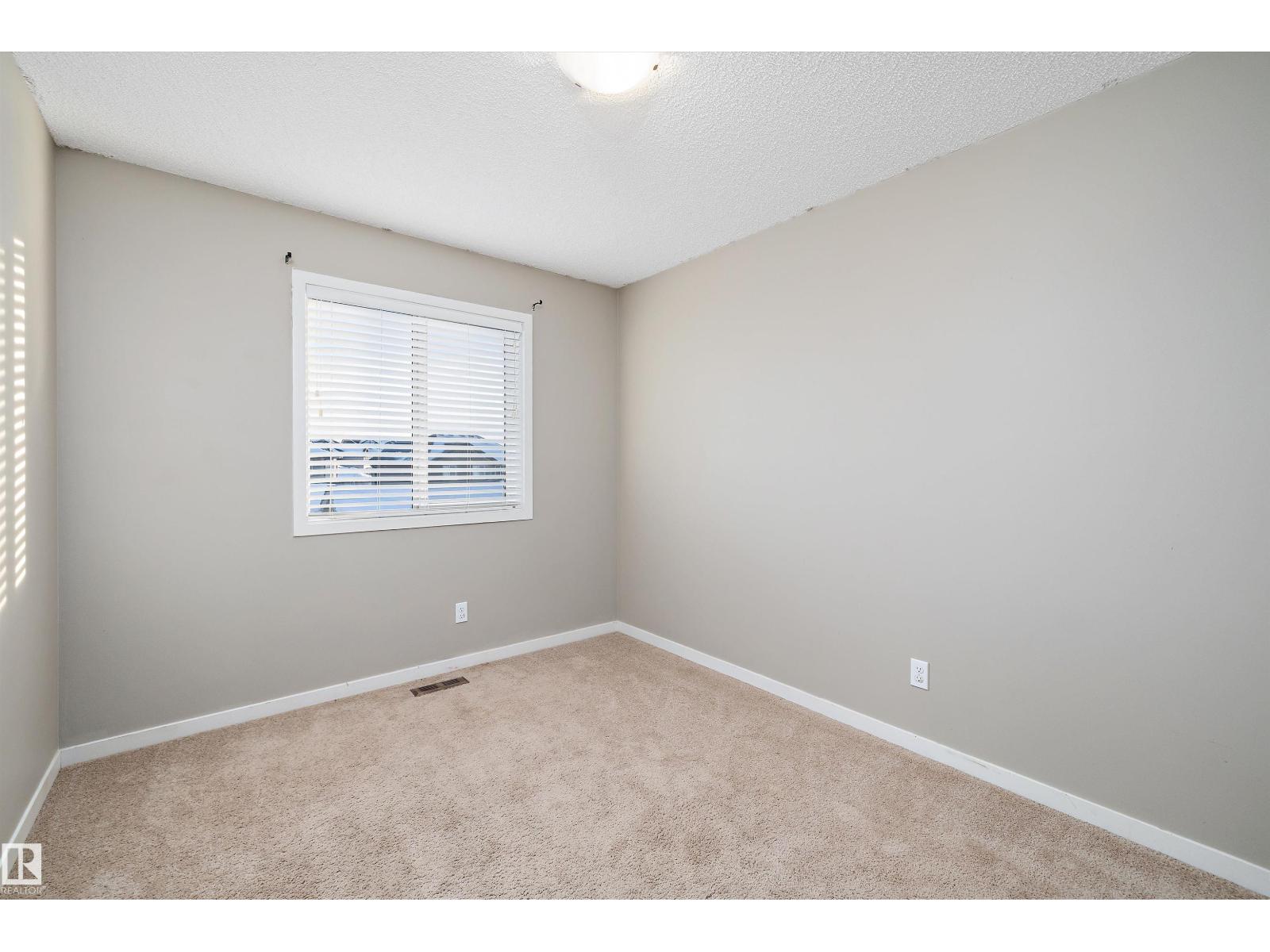 5247 20 AV SW SW, Edmonton