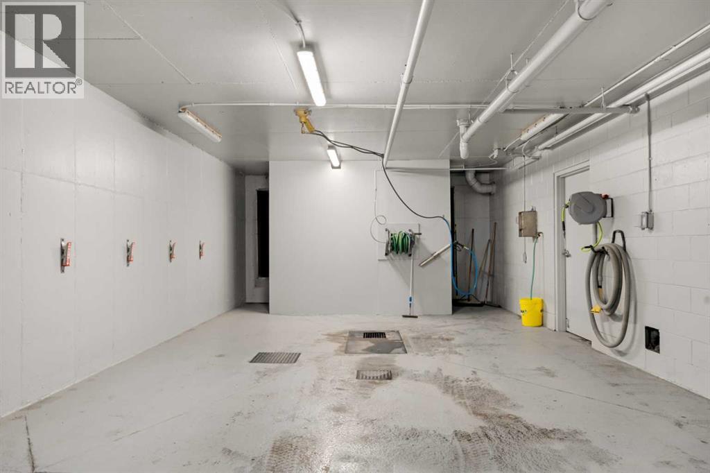 Single Family House for Sale in   Inverness Gate SE McKenzie Towne Calgary 