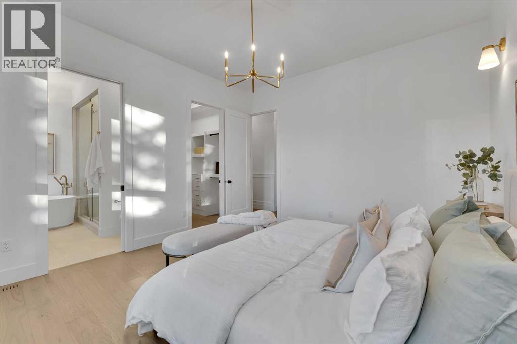 Single Family House Bungalow for Sale in  Roselake Street NW Rosemont Calgary 