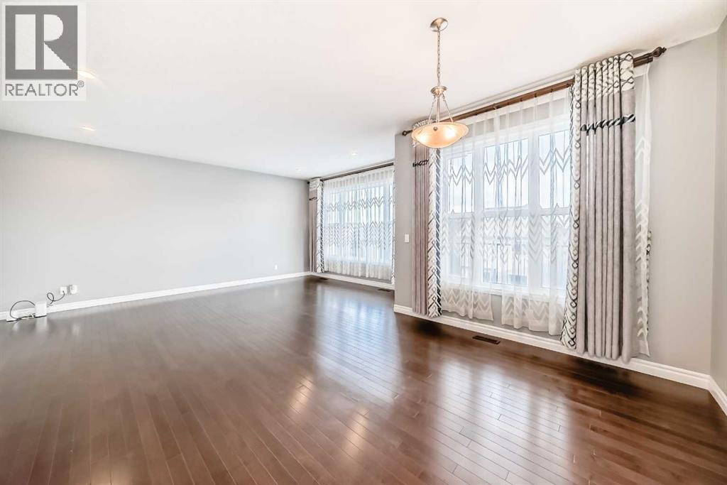 Single Family House for Sale in  Nolanhurst Crescent NW Nolan Hill Calgary 