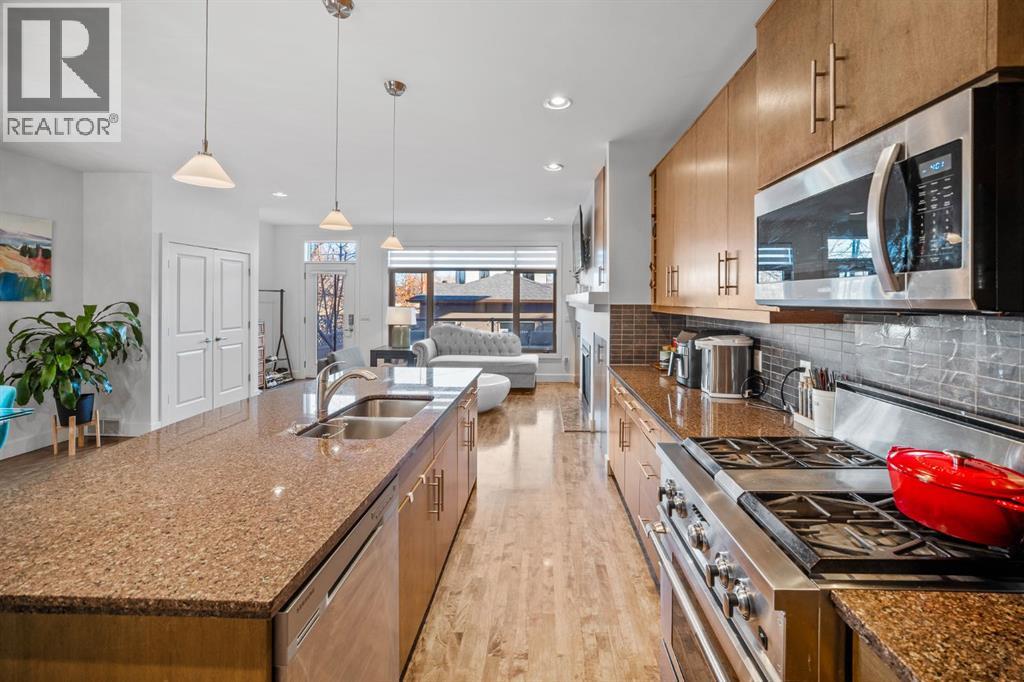 Single Family House for Sale in   Street NW Parkdale Calgary 