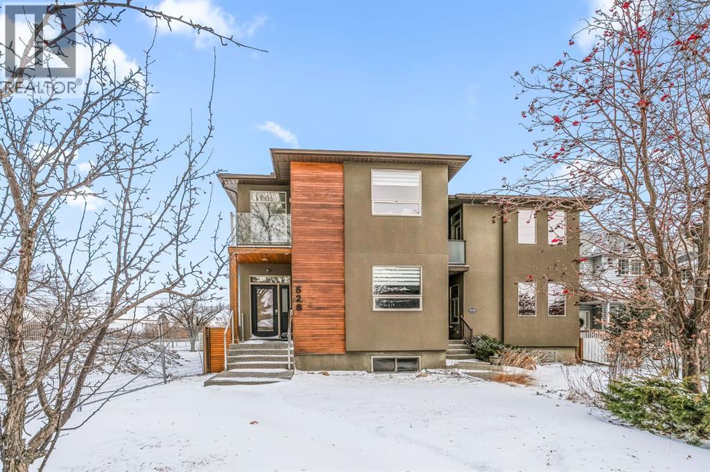 Single Family House for Sale in   Street NW Parkdale Calgary 
