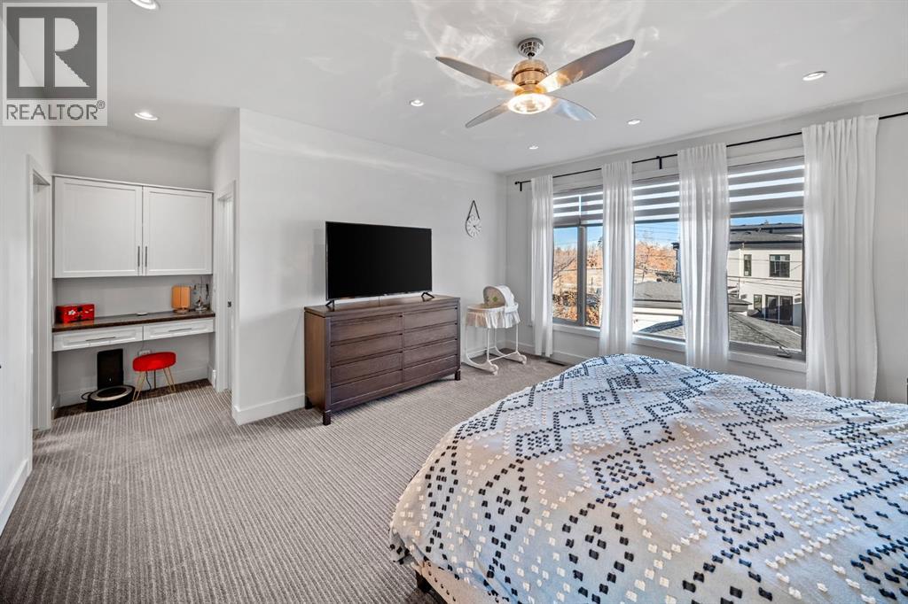 Single Family House for Sale in   Street NW Parkdale Calgary 