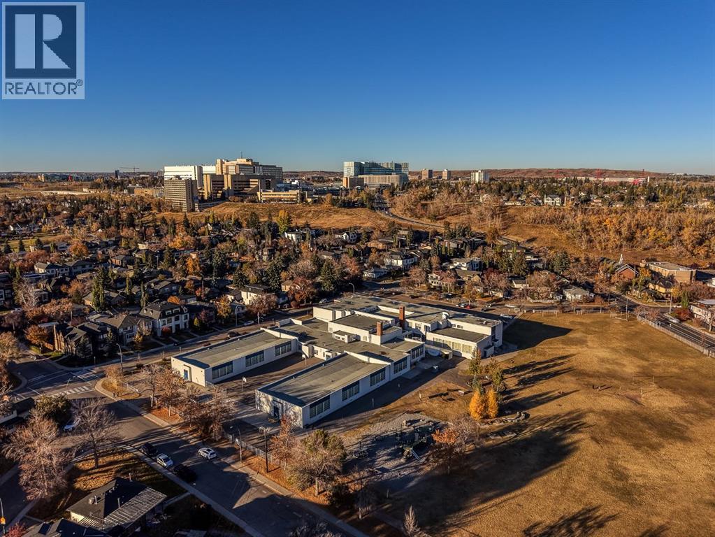 Single Family House for Sale in   Street NW Parkdale Calgary 