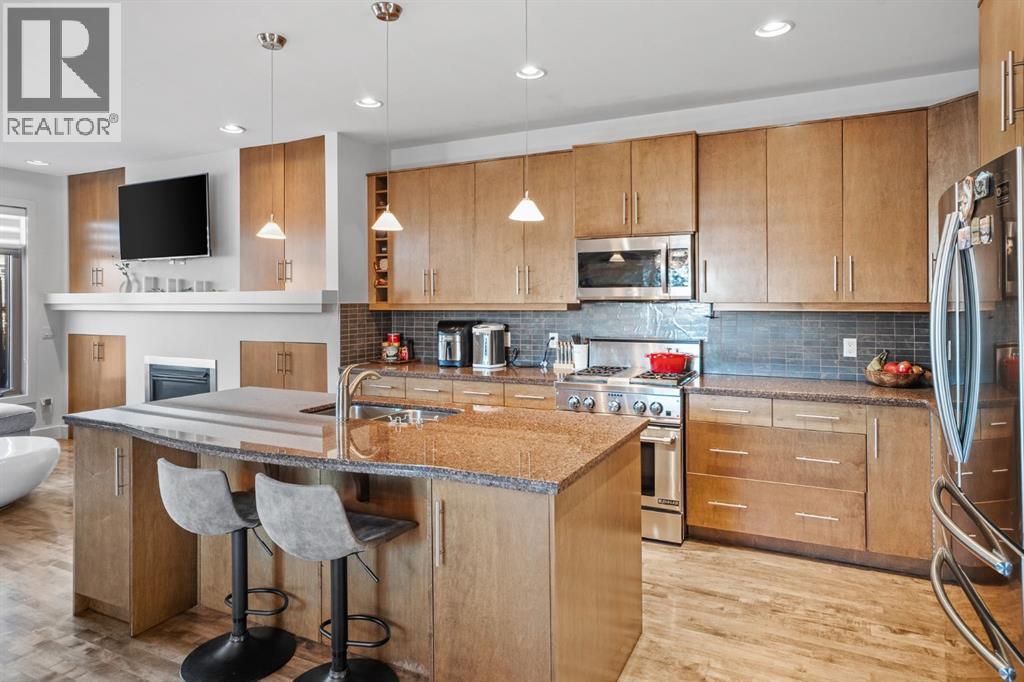 Single Family House for Sale in   Street NW Parkdale Calgary 