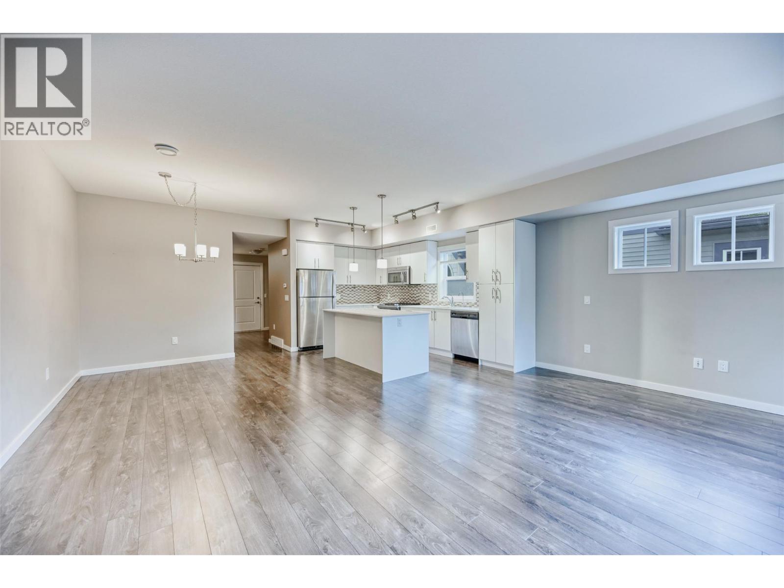 76 680 Old Meadows Road, Kelowna