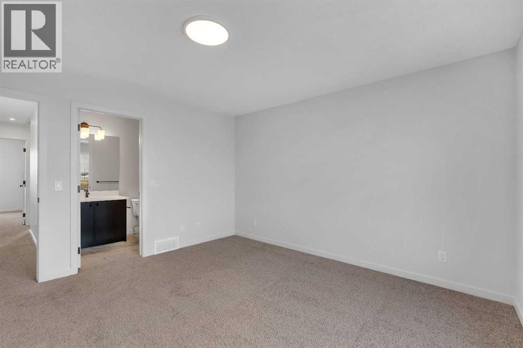 Single Family House for Sale in  Rangeview Drive SE Rangeview Calgary 