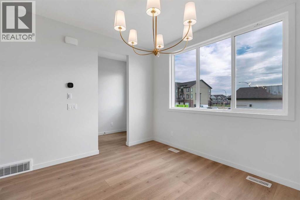 Single Family House for Sale in  Rangeview Drive SE Rangeview Calgary 