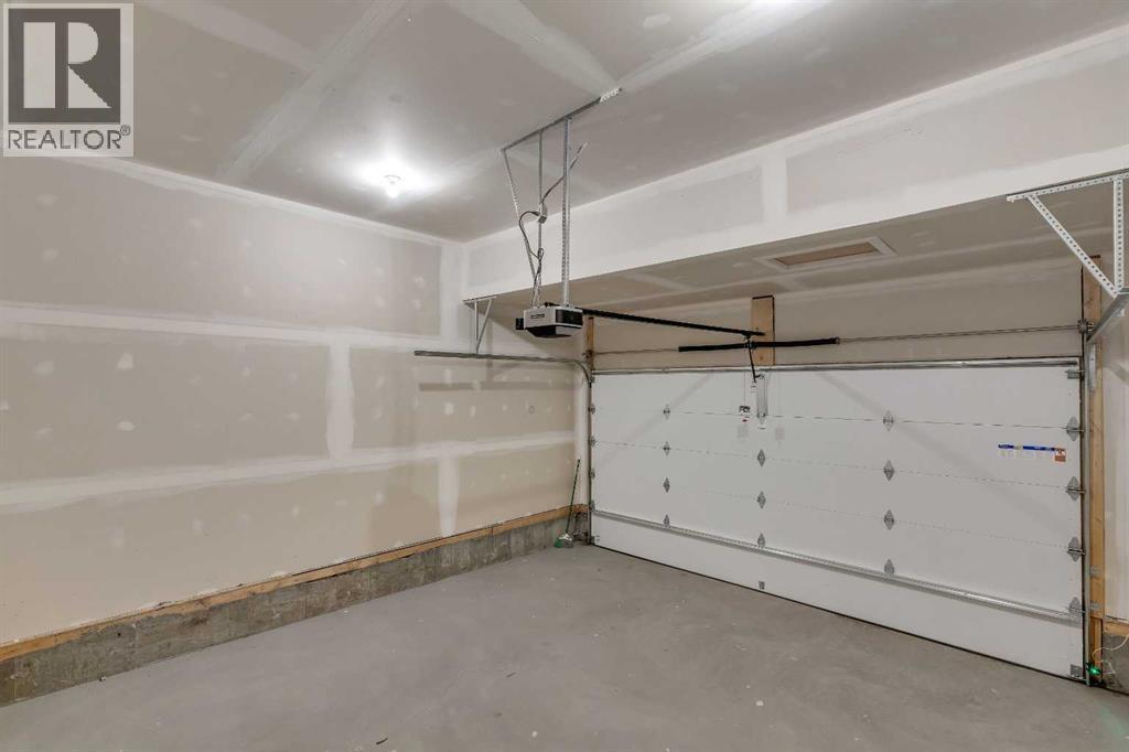 Single Family House for Sale in  Sugarsnap Gardens SE Rangeview Calgary 