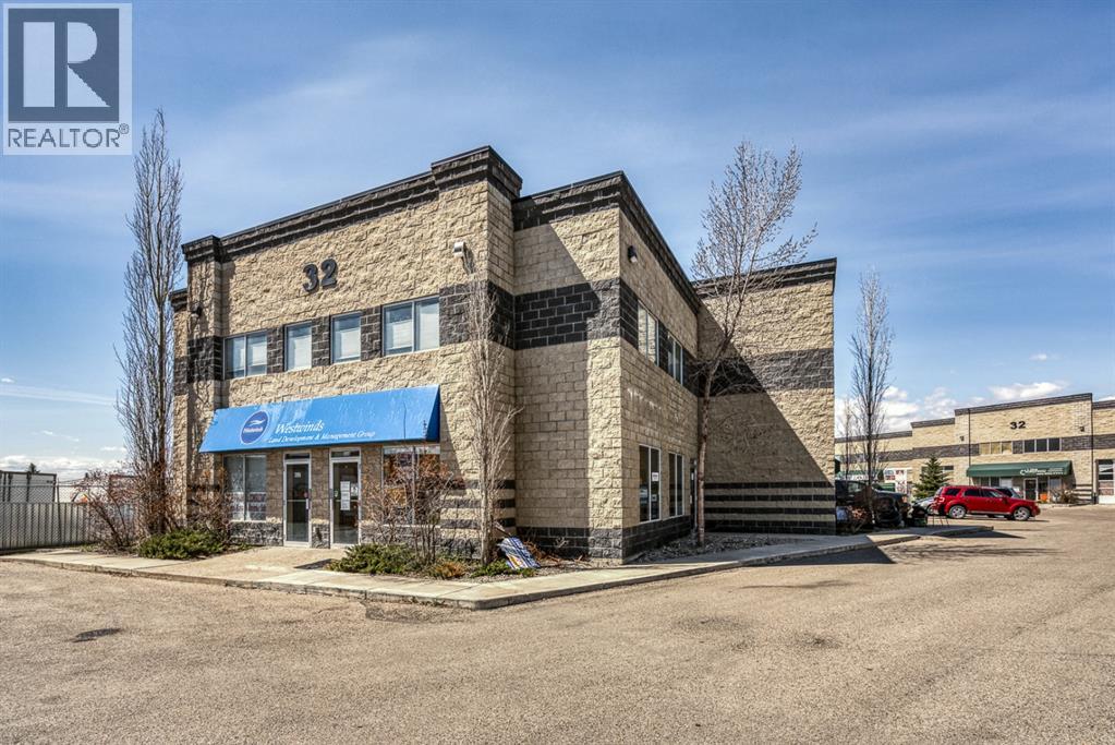 215, 32 Westwinds Crescent NE, Calgary, Alberta