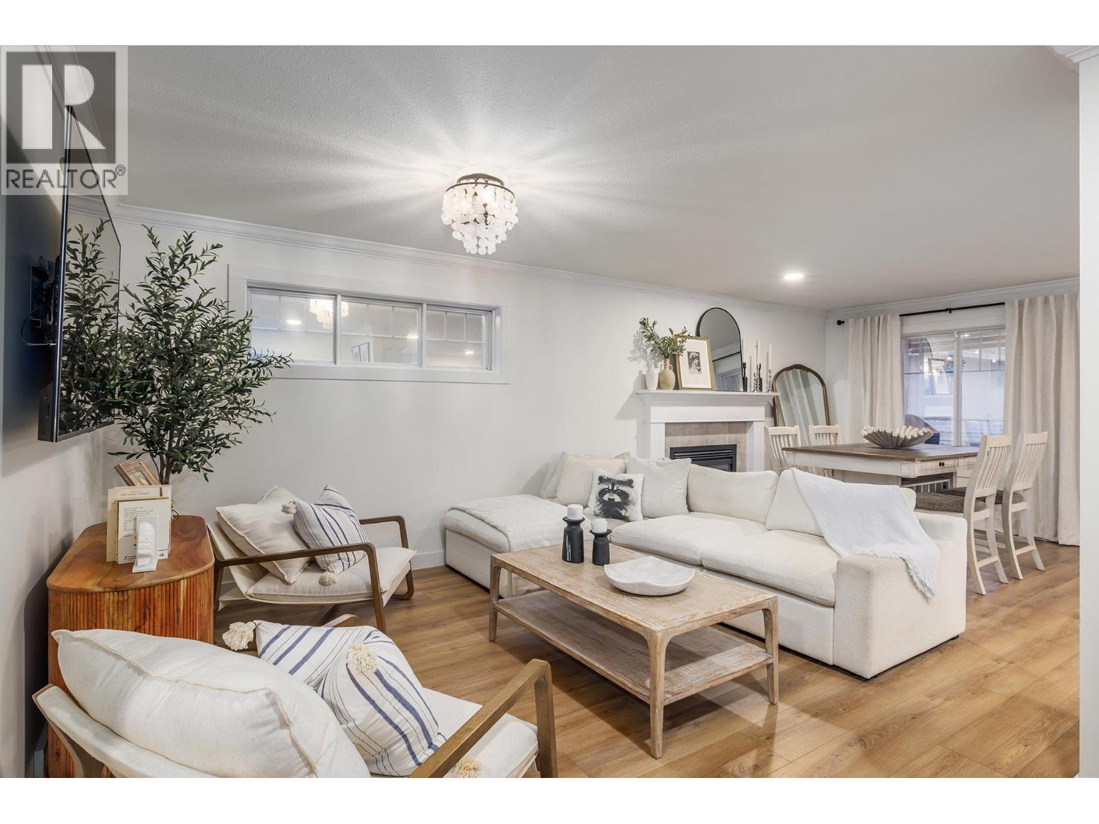 413 665 Cook Road, Kelowna