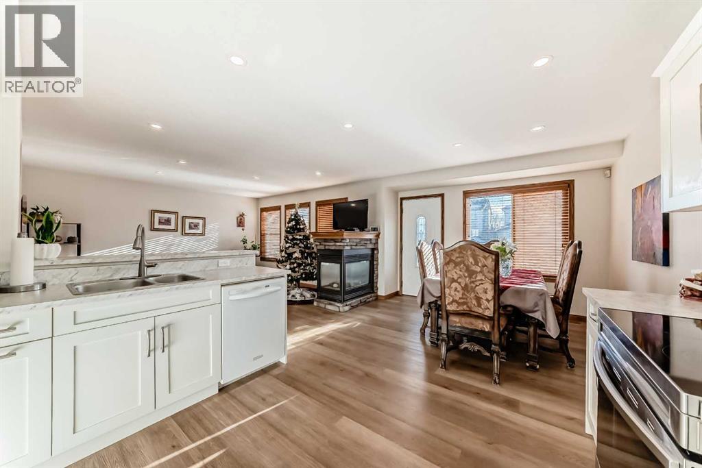 Single Family House for Sale in  Everstone Boulevard SW Evergreen Calgary 