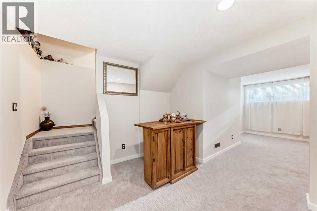 Single Family House for Sale in  Everstone Boulevard SW Evergreen Calgary 