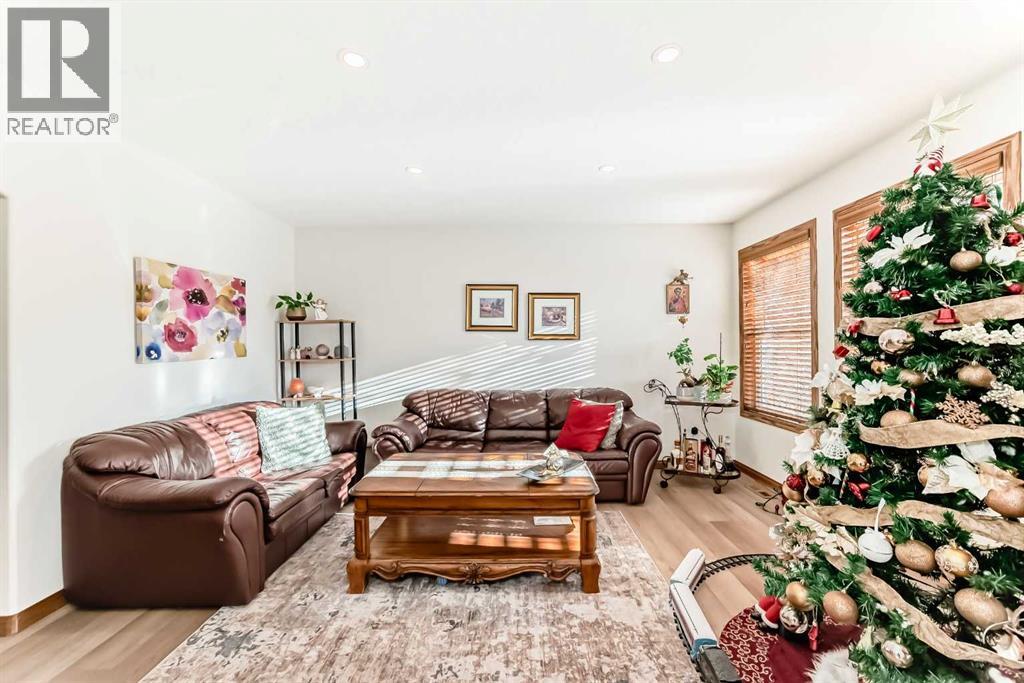 Single Family House for Sale in  Everstone Boulevard SW Evergreen Calgary 