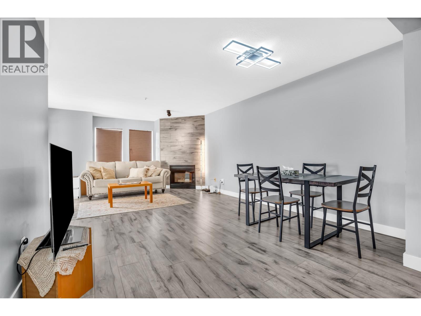 301 1655 GRANT AVENUE, Port Coquitlam