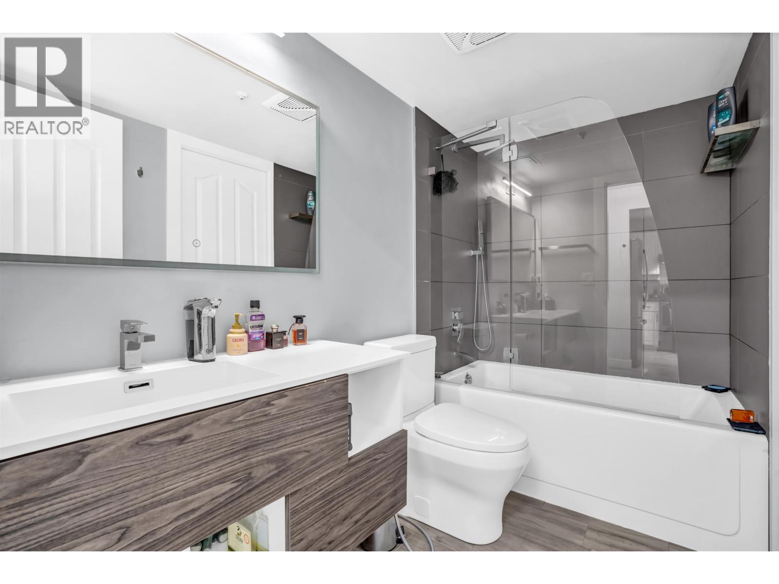 301 1655 GRANT AVENUE, Port Coquitlam