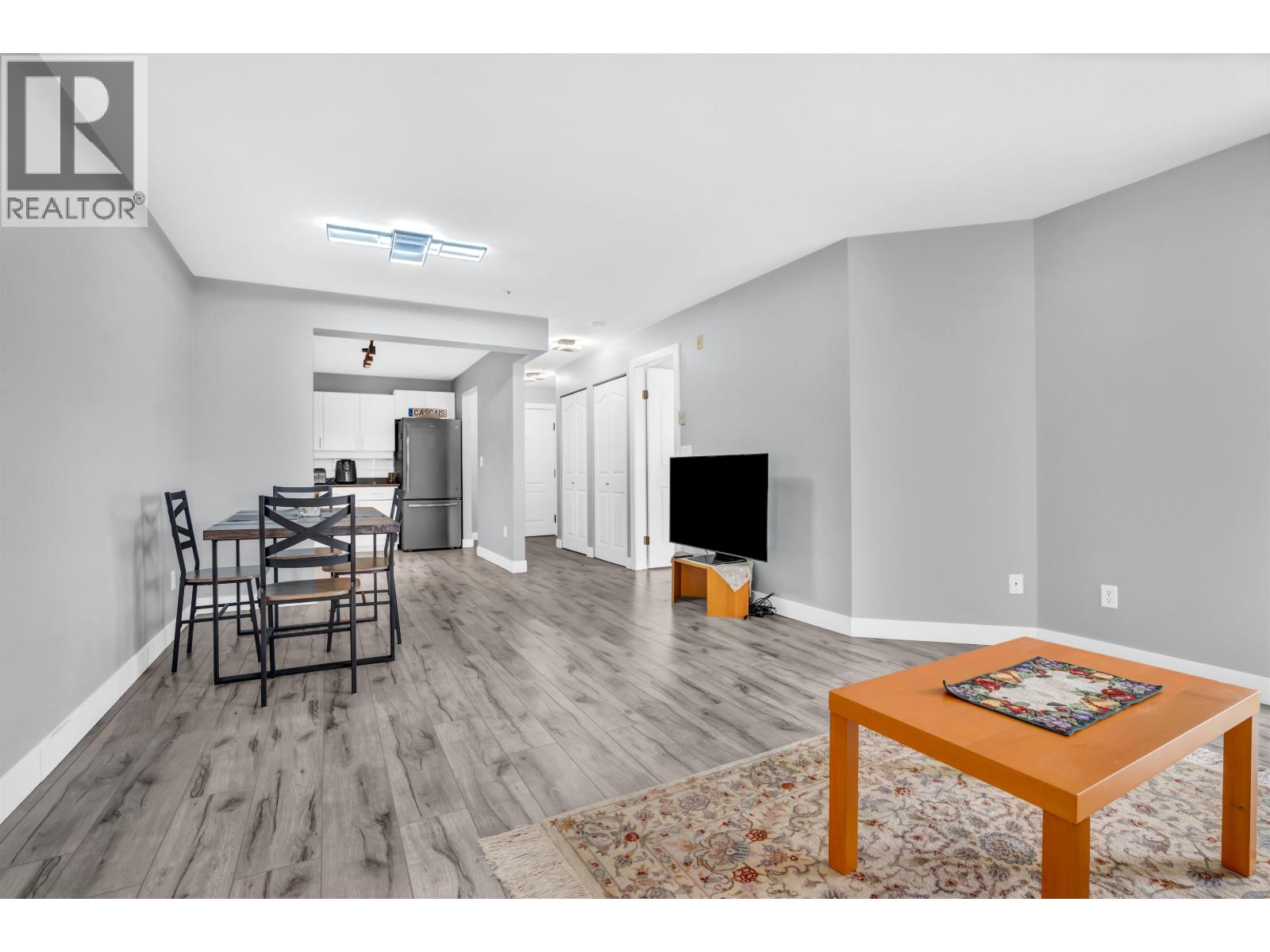 301 1655 GRANT AVENUE, Port Coquitlam