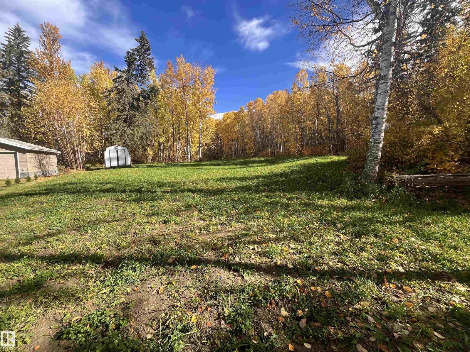 26 Pine CR, Rural Parkland County