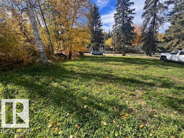 26 Pine CR, Rural Parkland County