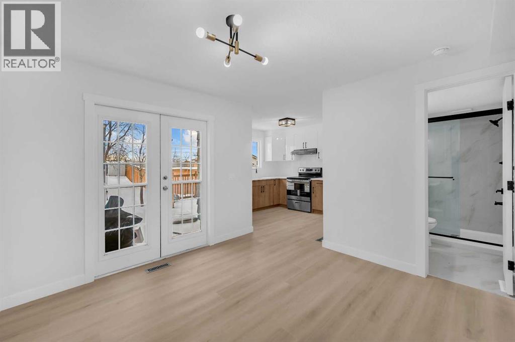 Single Family House for Sale in  Erin Ridge Road SE Erin Woods Calgary 