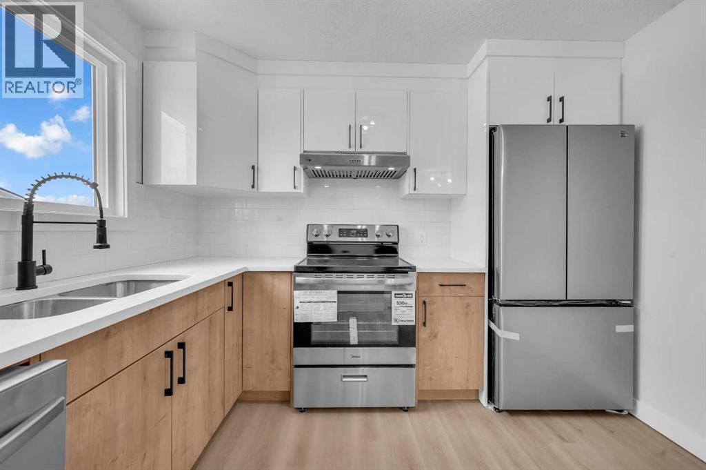 Single Family House for Sale in  Erin Ridge Road SE Erin Woods Calgary 