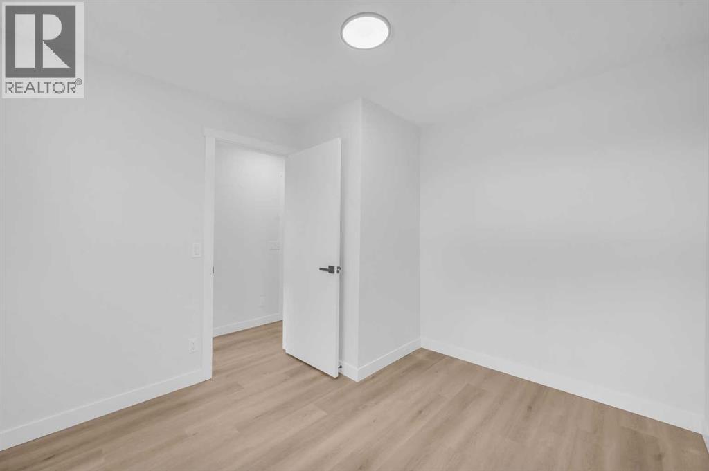 Single Family House for Sale in  Erin Ridge Road SE Erin Woods Calgary 