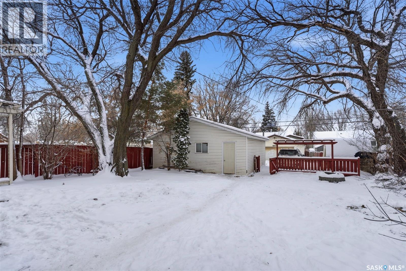 Single Family House Bungalow for Sale in  E AVENUE N Saskatoon 