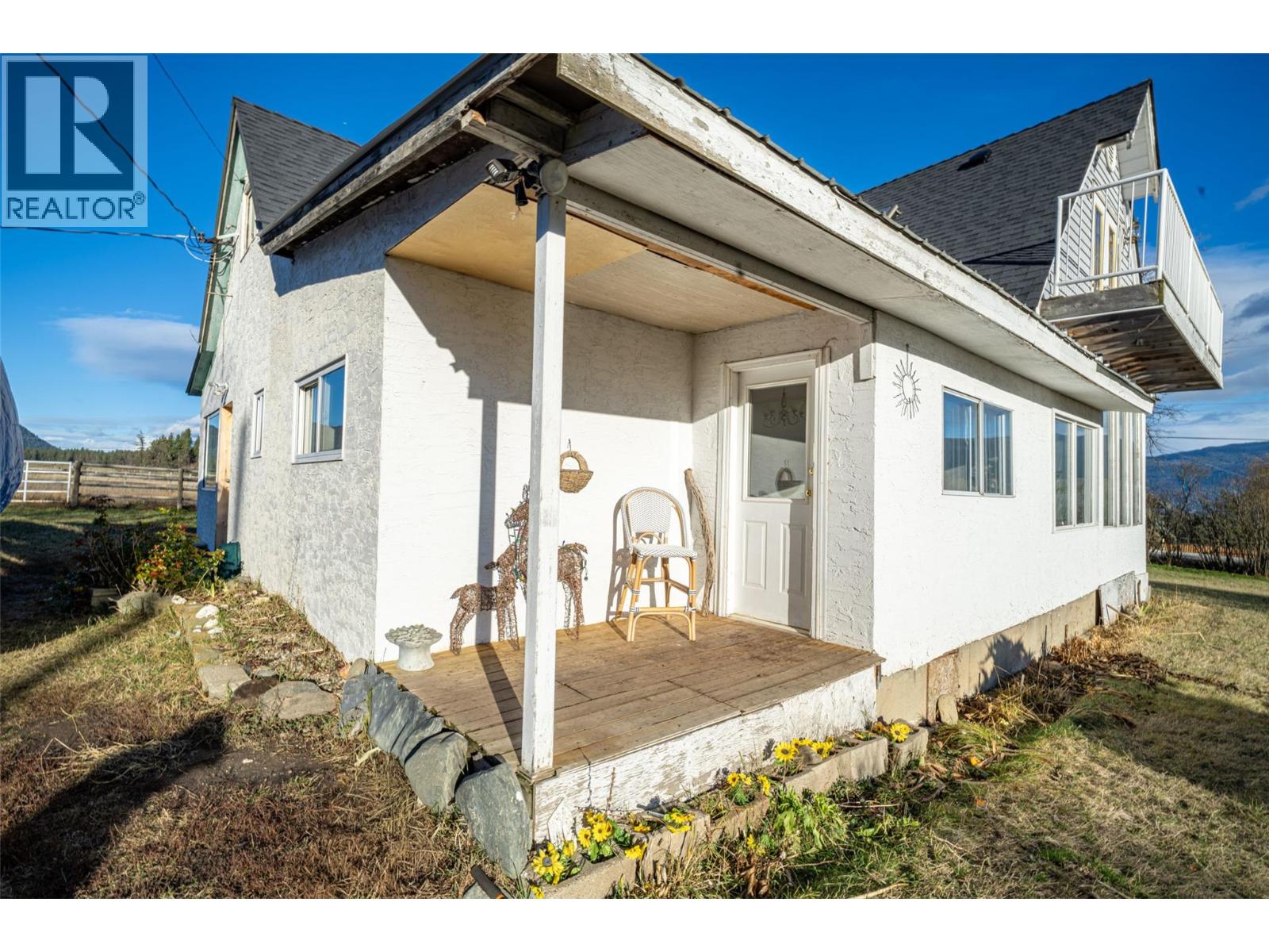 4435 Hallam Road, Armstrong